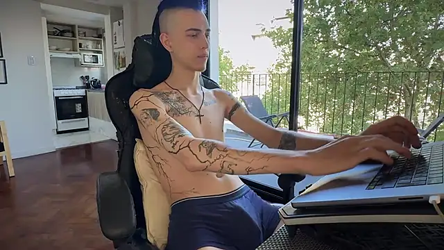 Den BlueXx online show from March 2026 07:16:01 PM