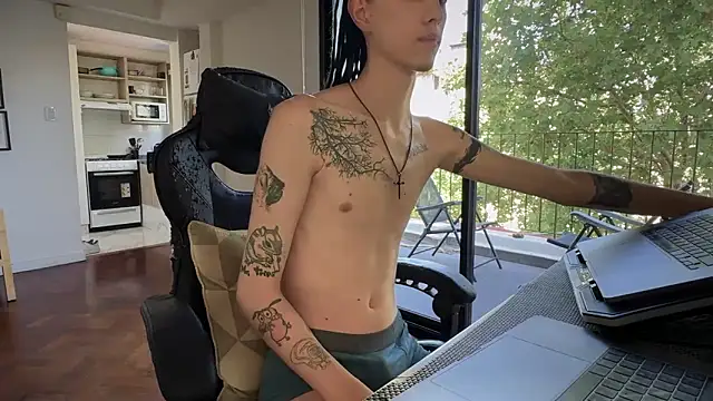 Den BlueXx online show from March 2026 06:26:02 PM