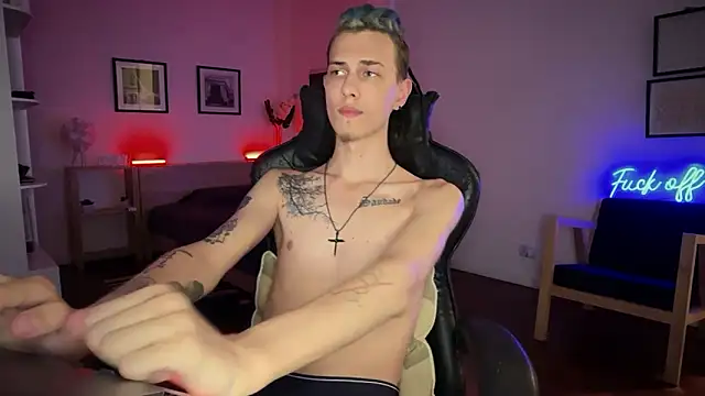 Den BlueXx online show from December 2025 12:25:02 AM