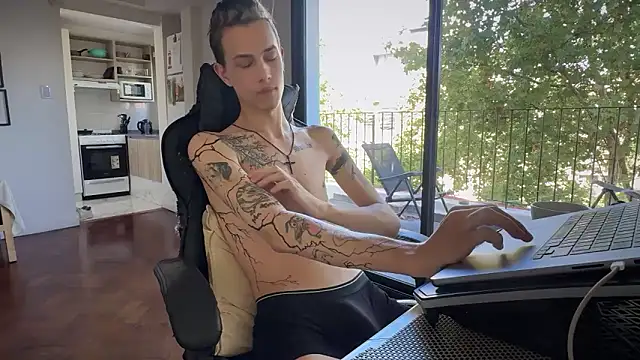 Den BlueXx online show from March 2026 06:34:01 PM