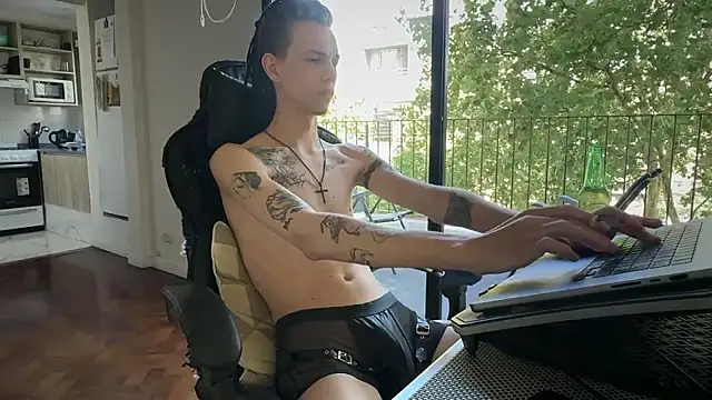 Den BlueXx online show from February 2026 07:26:01 PM