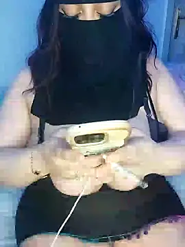 Snapshot of Farawla_elgmda chatting on January 2025 12:41:02 PM Farawla elgmda online show from January 2025 12:41:02 PM