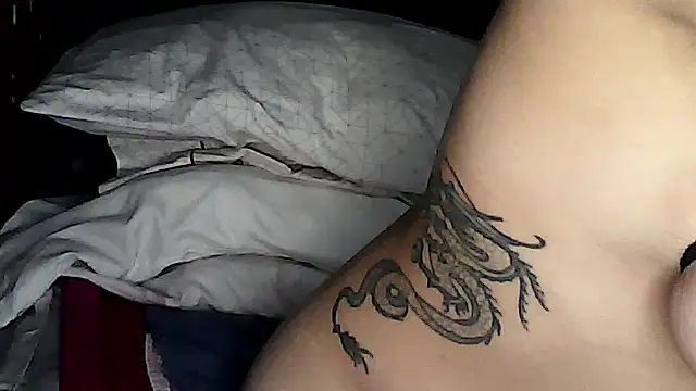 DarkElfSorceress online show from March 2026 11:49:02 AM