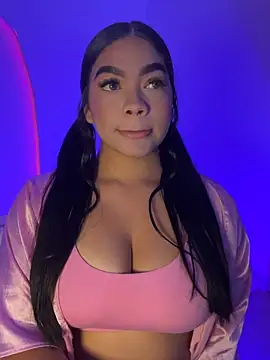 AllissonJames online show from April 2026 01:45:02 PM