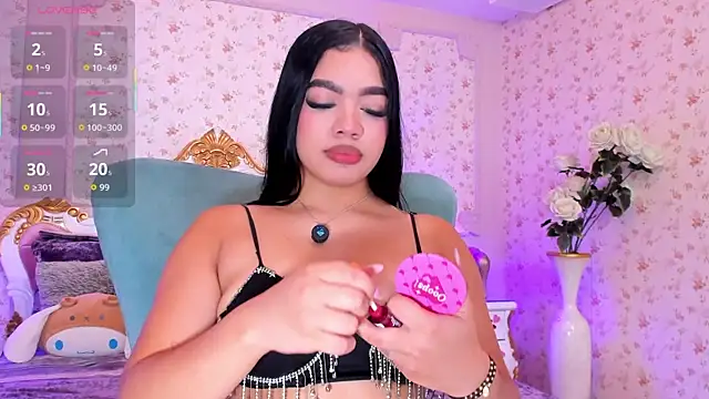 AllissonJames online show from October 2025 12:06:01 PM