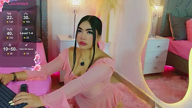 AllissonJames online show from December 2025 05:03:02 PM