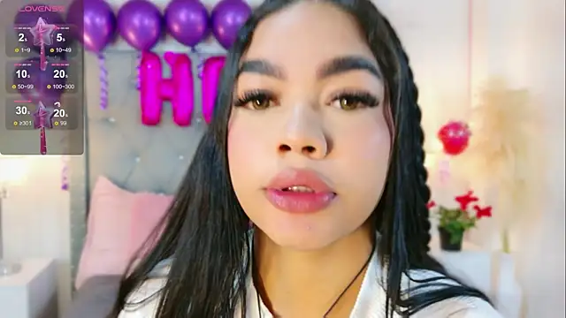 Snapshot of AllissonJames chatting on April 2026 11:34:02 PM AllissonJames online show from April 2026 11:34:02 PM