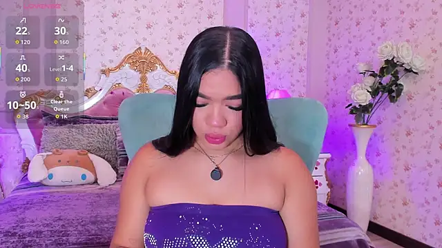 AllissonJames online show from November 2025 11:36:02 AM