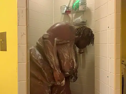 BigKittyRaven online show from December 2024 08:18:01 PM