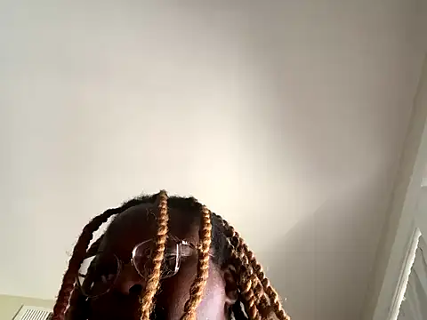 BigKittyRaven online show from December 2025 06:03:01 PM