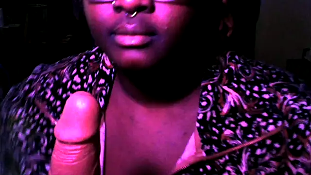 BigKittyRaven online show from December 2024 10:23:02 PM