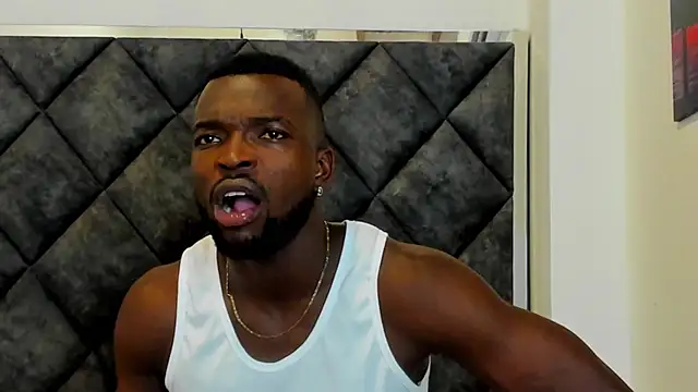 Dylan Taylor online show from November 2025 02:21:02 PM