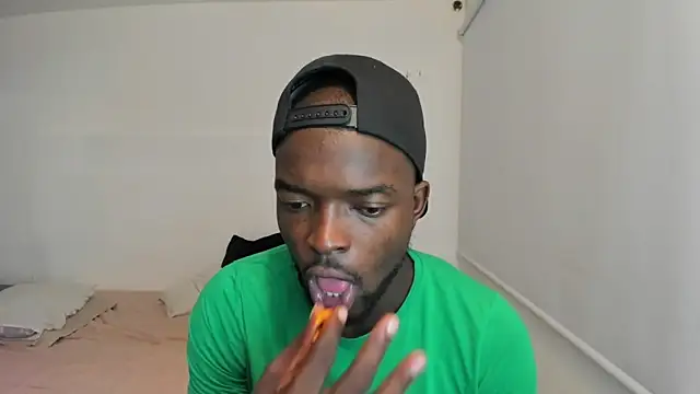 Dylan Taylor online show from February 2025 07:48:02 AM