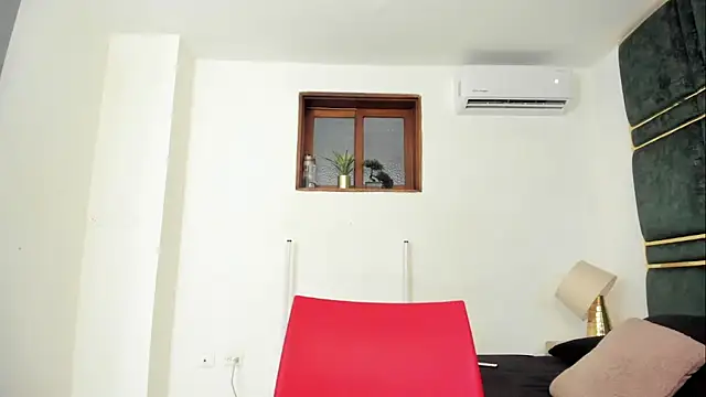 Snapshot of Dylan_Taylor chatting on July 2026 01:03:02 PM Dylan Taylor online show from July 2026 01:03:02 PM