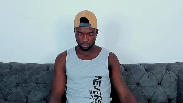 Dylan Taylor online show from October 2025 04:13:01 AM