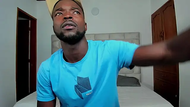 Dylan Taylor online show from November 2025 12:21:02 PM