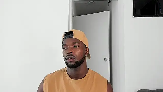 Dylan Taylor online show from October 2025 03:49:01 AM