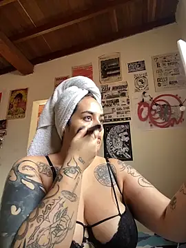 Snapshot of name_less_lulu chatting on February 2026 05:54:02 PM name less lulu online show from February 2026 05:54:02 PM