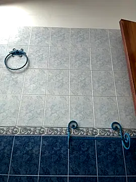 ellie mcdonald online show from November 2025 08:20:02 PM