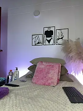 ellie mcdonald online show from February 2026 09:37:01 PM