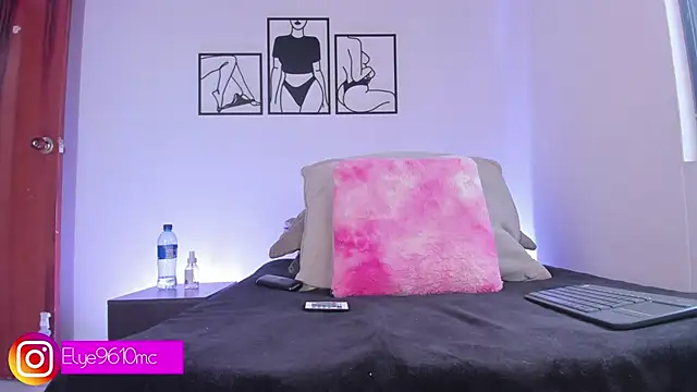 ellie mcdonald online show from December 2025 09:37:02 PM