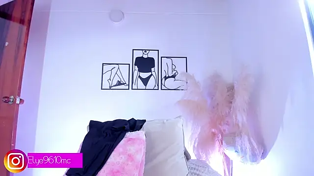 ellie mcdonald online show from April 2026 09:10:02 PM