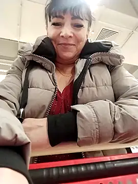 Lorrain Dorrie online show from November 2025 01:44:02 PM