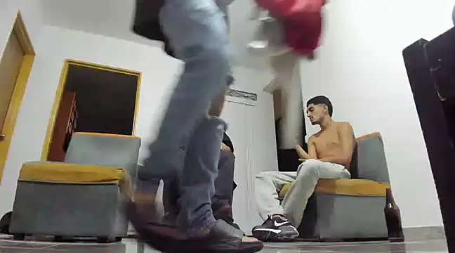 Snapshot of latin_bbc chatting on January 2025 12:41:01 AM latin bbc online show from January 2025 12:41:01 AM