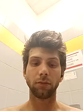 Snapshot of dariodario chatting on March 2025 06:05:02 PM dariodario online show from March 2025 06:05:02 PM