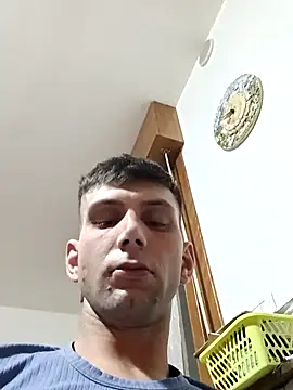 Snapshot of dariodario chatting on March 2025 09:21:01 PM dariodario online show from March 2025 09:21:01 PM