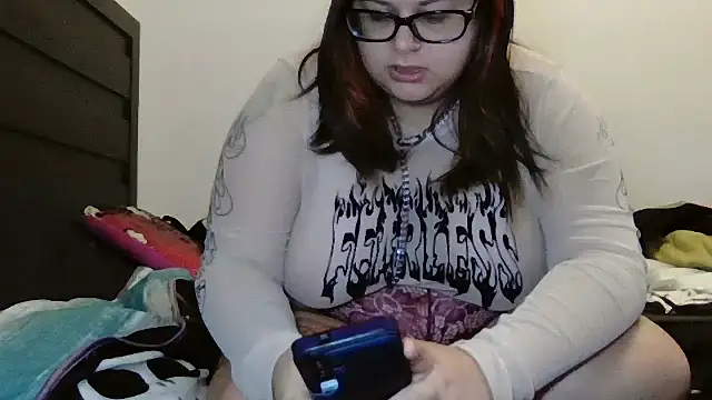 HoneyBear19 online show from November 2025 03:23:02 PM