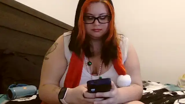 HoneyBear19 online show from November 2025 06:52:01 PM