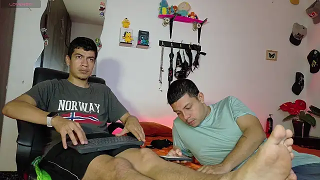 Nymphobuddies online show from January 2026 11:08:01 PM