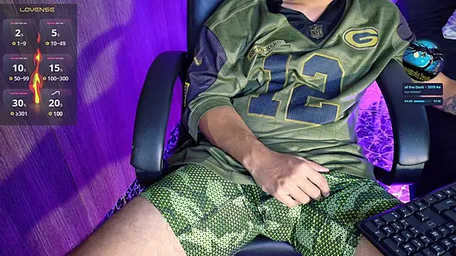 Snapshot of Nymphobuddies chatting on February 2025 02:31:01 AM Nymphobuddies online show from February 2025 02:31:01 AM