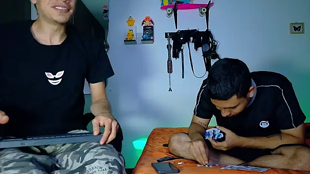 Snapshot of Nymphobuddies chatting on September 2025 03:21:01 AM Nymphobuddies online show from September 2025 03:21:01 AM