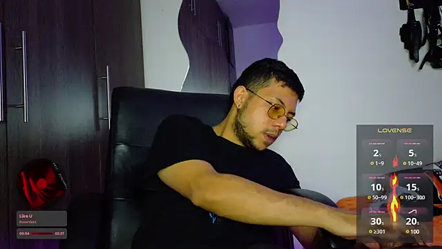 Snapshot of Nymphobuddies chatting on March 2025 12:34:02 AM Nymphobuddies online show from March 2025 12:34:02 AM