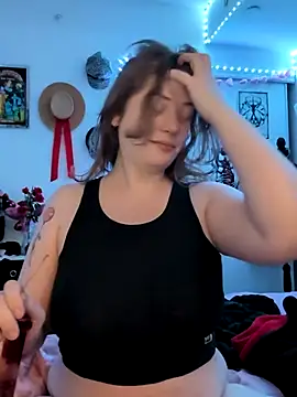 Twitchtheclownn online show from December 2025 05:18:02 PM