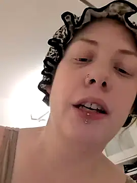 Twitchtheclownn online show from February 2026 12:52:02 AM