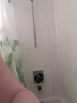 Twitchtheclownn online show from December 2025 08:39:01 PM