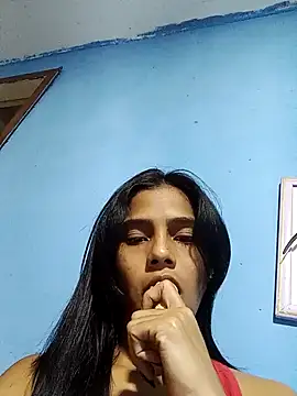 Snapshot of Sharlotte-HOT1 chatting on December 2024 04:43:01 AM Sharlotte-HOT1 online show from December 2024 04:43:01 AM