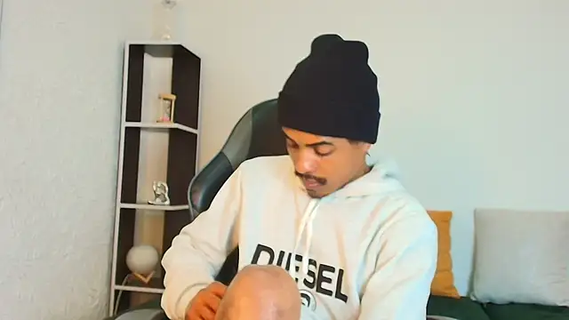 Bigote Big0357 online show from September 2025 02:33:01 AM