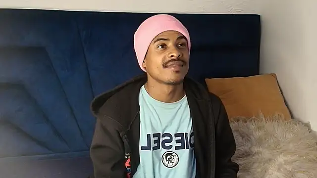 Bigote Big0357 online show from September 2025 10:04:02 PM