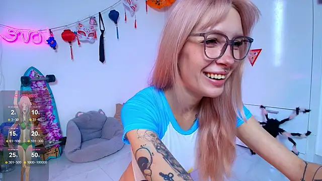 Snapshot of sweed_angel chatting on November 2025 05:33:02 AM sweed angel online show from November 2025 05:33:02 AM