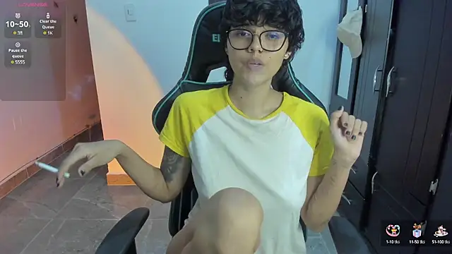 Snapshot of gooddess_isis chatting on December 2024 07:04:02 AM gooddess isis online show from December 2024 07:04:02 AM