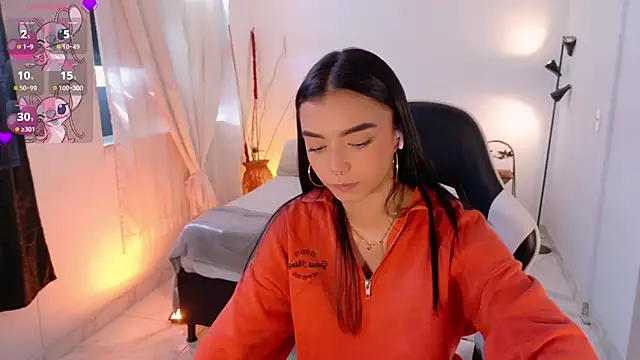 Snapshot of AnabelWolf chatting on November 2025 04:29:01 PM AnabelWolf online show from November 2025 04:29:01 PM