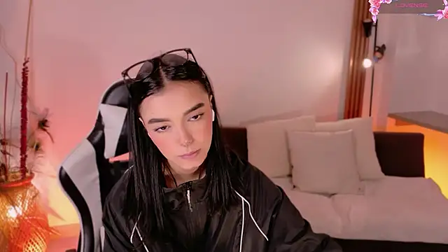 AnabelWolf online show from March 2026 01:34:01 PM