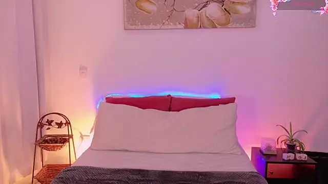 AnabelWolf online show from March 2026 02:13:01 PM