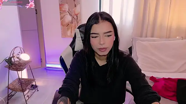 AnabelWolf online show from June 2026 02:48:02 PM