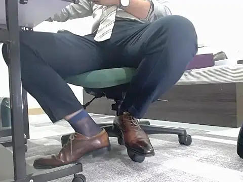 softlyS online show from December 2024 02:22:02 PM