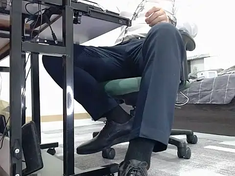 softlyS online show from December 2024 02:16:02 PM